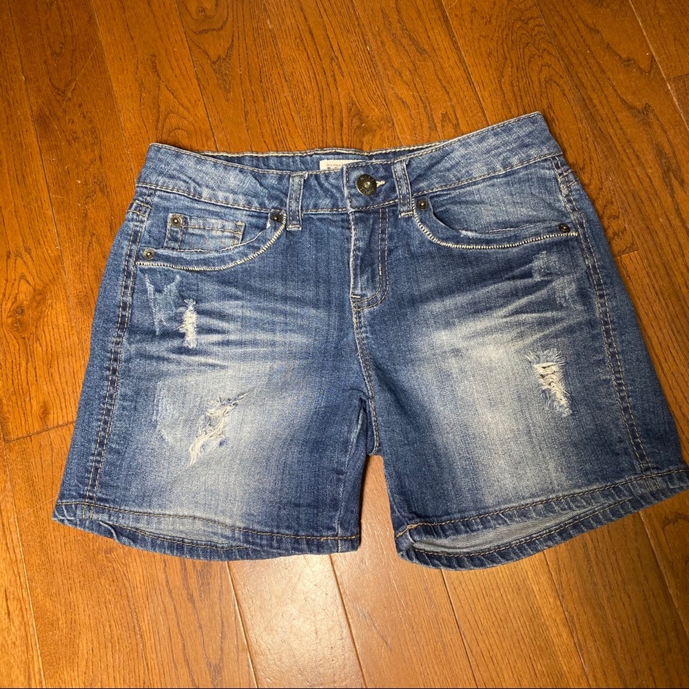 Mudd distressed/destroyed denim shorts